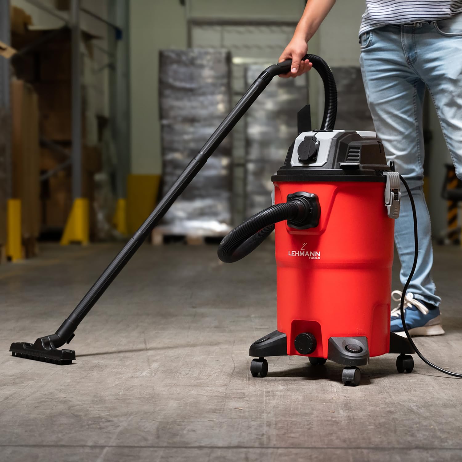 lehmann-industriestaubsauger-30l-2000w-rot-steckdose-hepa image 2