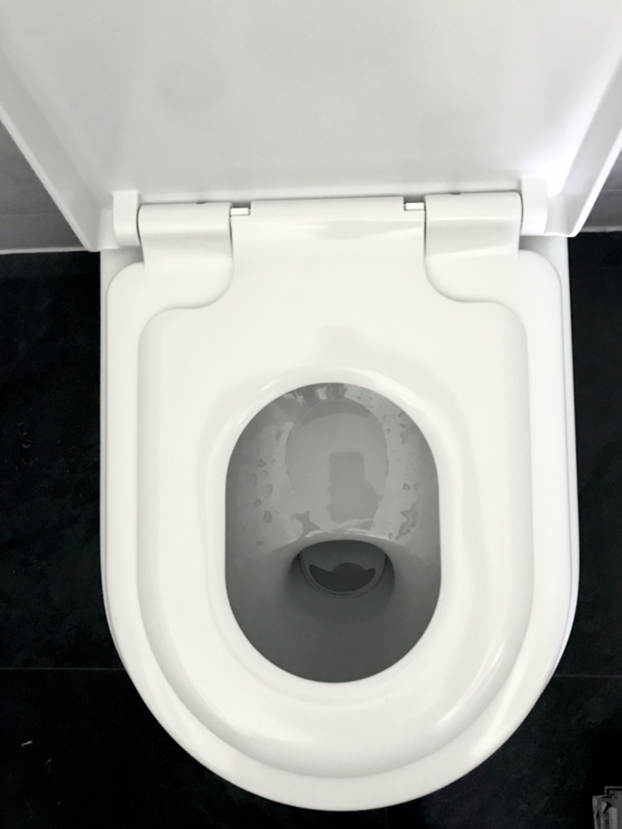 Schließt leise